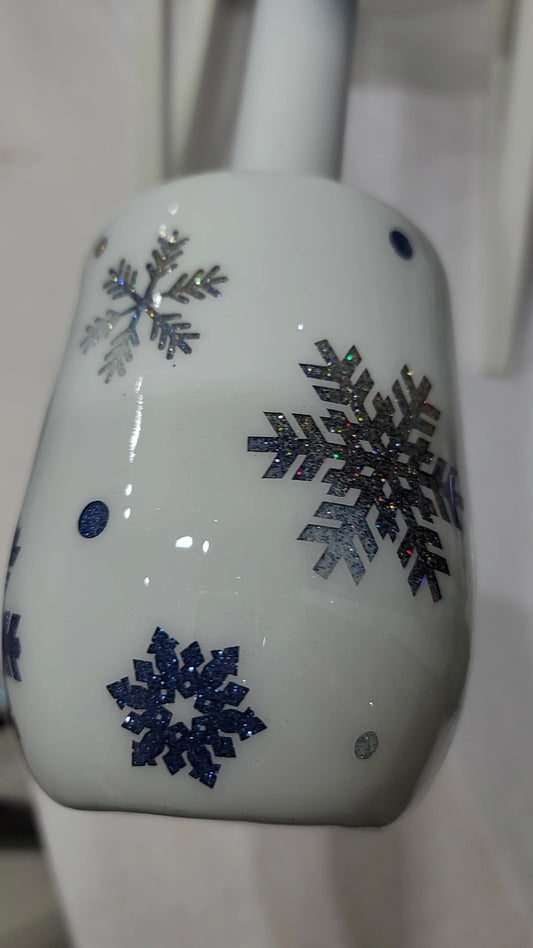 White Snowflake Peak-a-Boo Tumbler